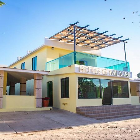 Hotel El Milagro El Fuerte Exteriör bild